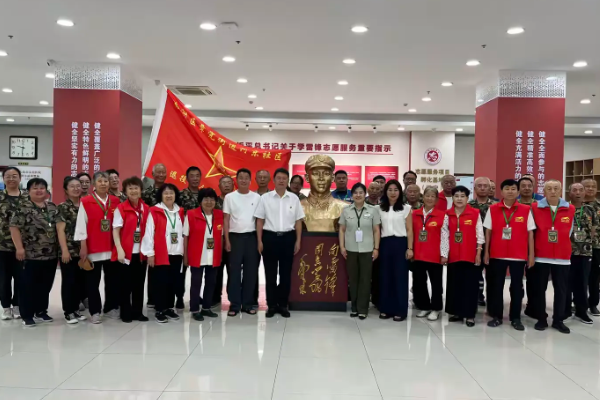 “志愿紅耀八一，情系 *** 可愛的人”——東洲區(qū)章黨街道河?xùn)|社區(qū)慶八一主題活動